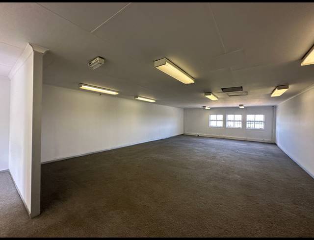 91M² OFFICE TO LET IN HIGHVELD